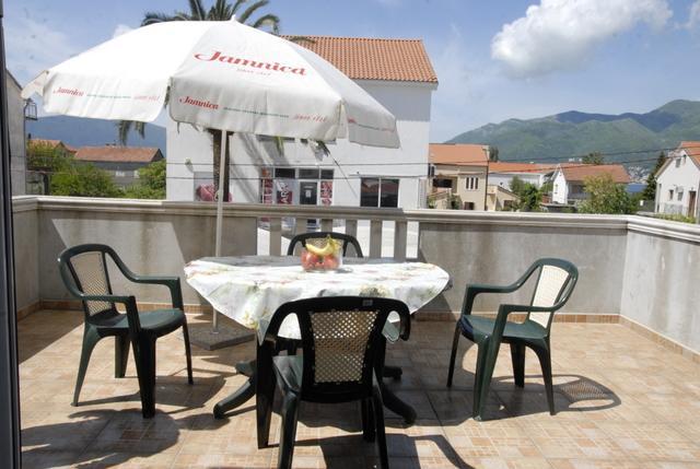 Apartments Dosljak Tivat Extérieur photo