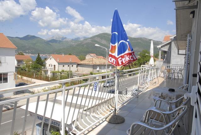 Apartments Dosljak Tivat Extérieur photo